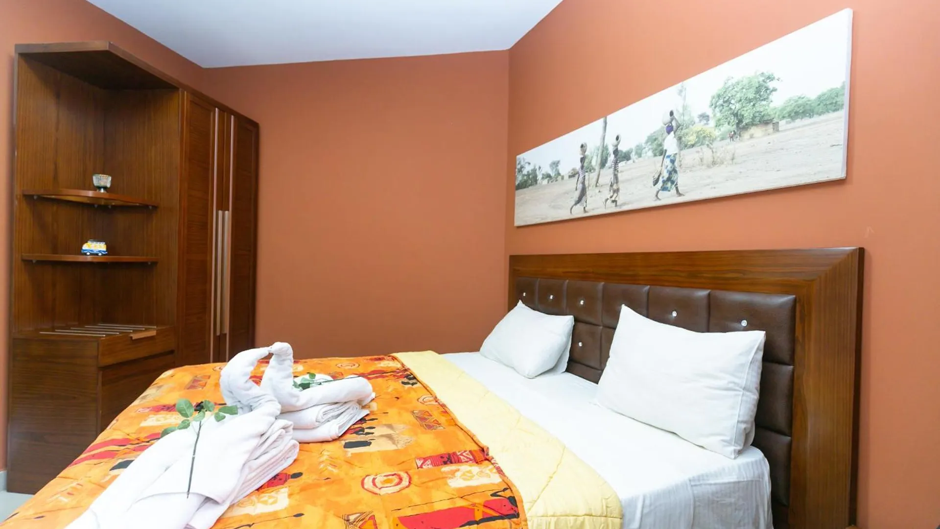 Wakola Hotel Cheikh Anta Diop Dakar