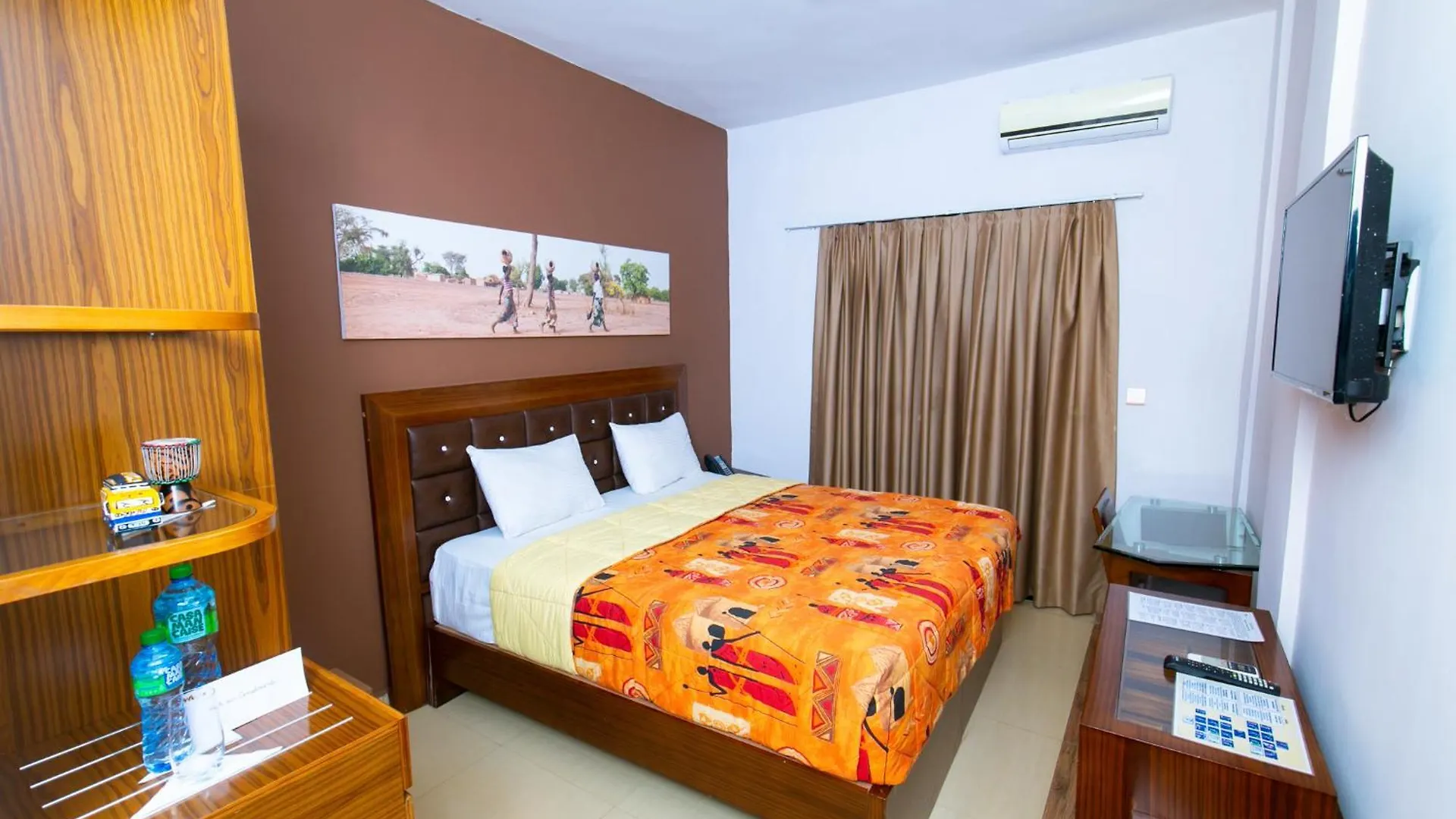 Wakola Hotel Cheikh Anta Diop Dakar
